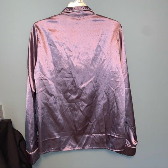 Be Wicked Lilac Satin Button Down Sleep Shirt Size 1X - Picture 10 of 10